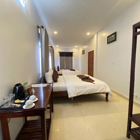 Отель The Moon Kampot Boutique Экстерьер фото