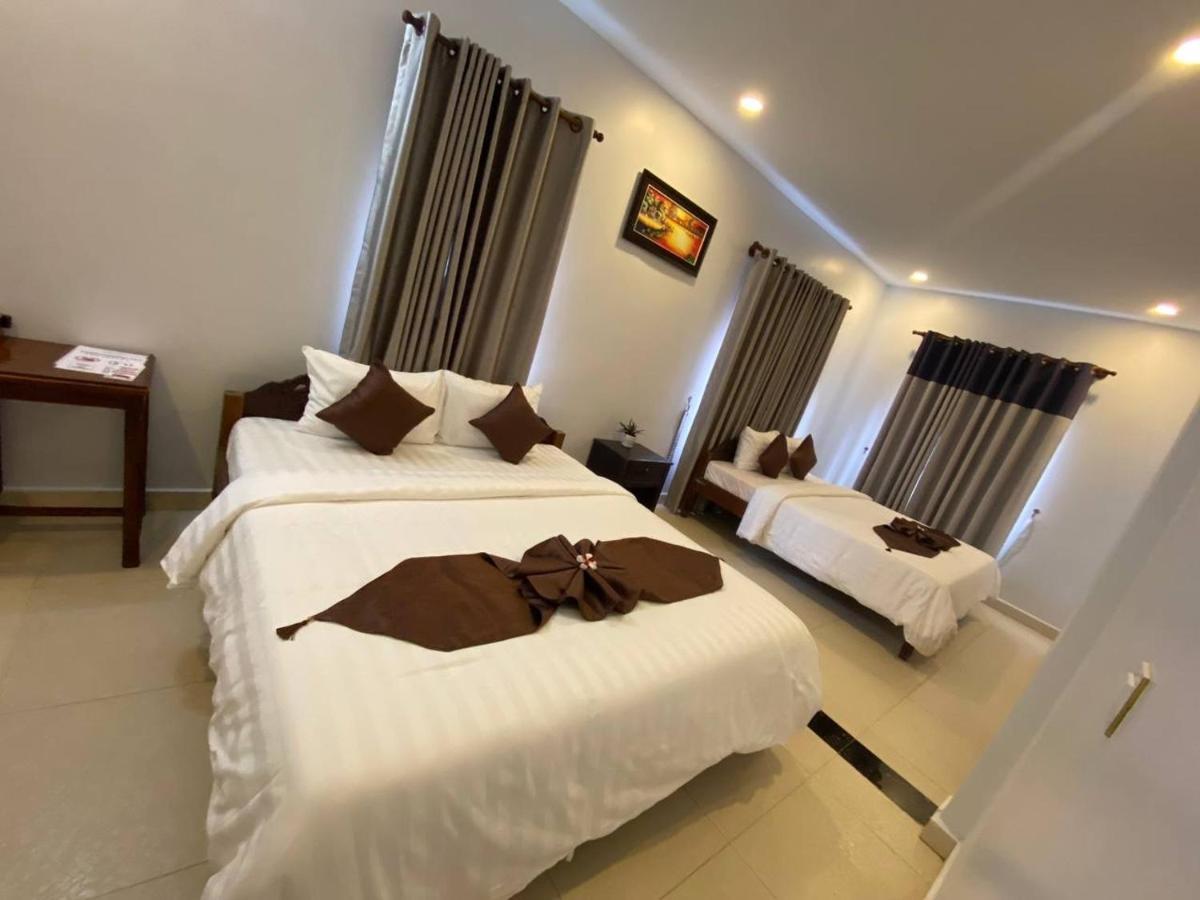 Отель The Moon Kampot Boutique Экстерьер фото