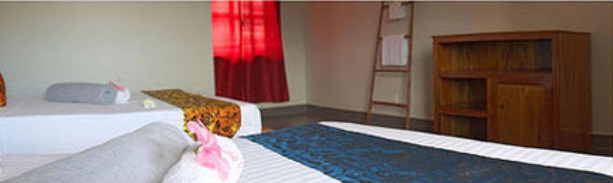 Отель The Moon Kampot Boutique Экстерьер фото